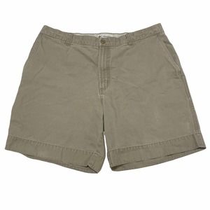 Men’s Columbia Khaki Cargo Shorts Snap + Zipper